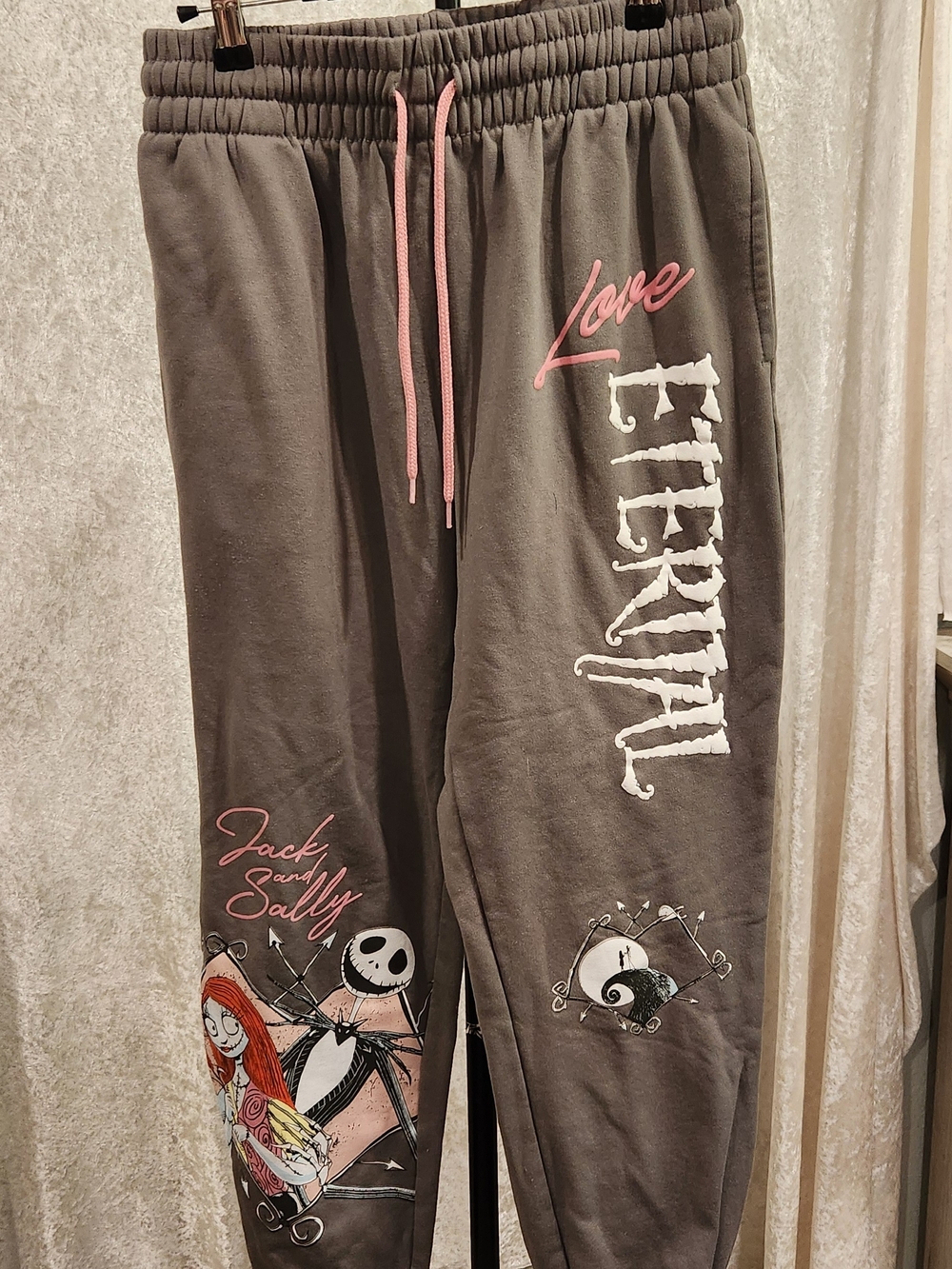 Disney The Nightmare Before Christmas "Eternal Love" Graphic Joggers - Gray Sz S